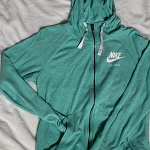 Nike Zip up!😛